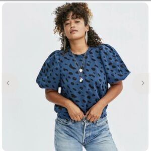 Clare V Jaguar Blue and Black Puffed Short Sleeve Sweatshirt